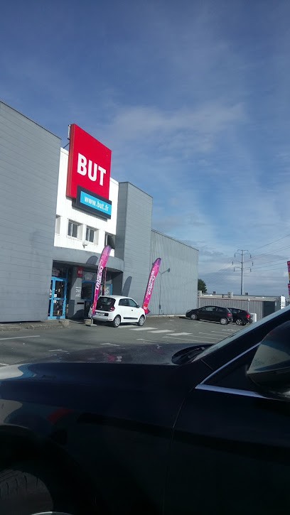BUT, Magasin de Meubles et Décoration à Quévert