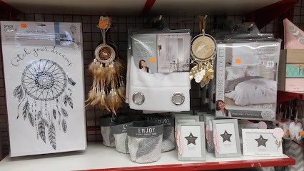 Nantaise de Distribution Sté, Magasin de Meubles et Décoration à Gruchet-le-Valasse