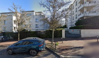 Cordeiro Machado-Manuel, Fabricant de Meubles à Garches