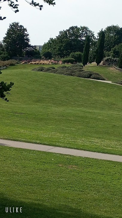 Carrefour De L'Orient Tapis D'Orient, Magasin de Meubles et Décoration à Stains