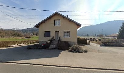 Mari Top, Fabricant de Meubles à Montréal-la-Cluse