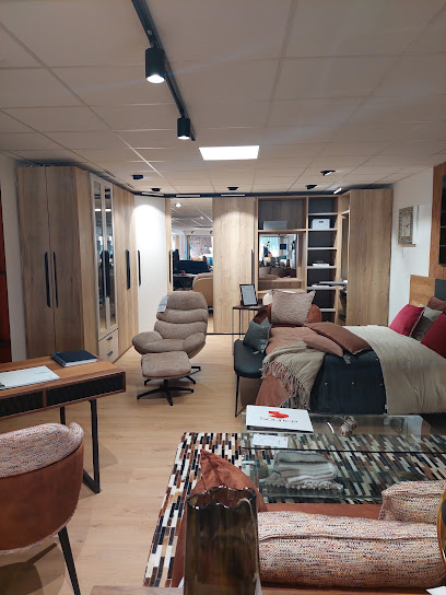 Magasin Concept Store By Sophie B Magasin De Meubles à Bergerac
