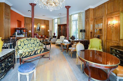 Taillardat SA, Fabricant de Meubles à Paris 07