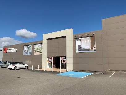 Monsieur Meuble Le Mans - La Chapelle Saint Aubin, Magasin de Meubles et Décoration à La Chapelle-Saint-Aubin