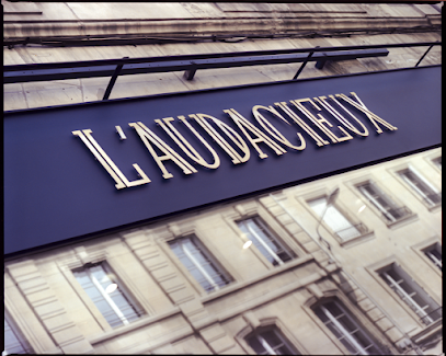 L'audacieux Magasin De Meubles à Caen