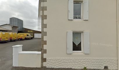 Sarl Jouneau Et Fils, Magasin de Meubles et Décoration à Louin