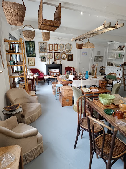 Brocante Brocshop, Magasin De Meubles à Houlbec-Cocherel