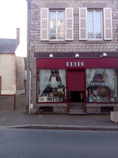 Retro, Brocante., Magasin de Meubles et Décoration à Rives d'Andaine