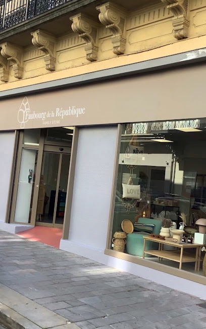 Le Faubourg de la République, Magasin de Meubles et Décoration à Orange