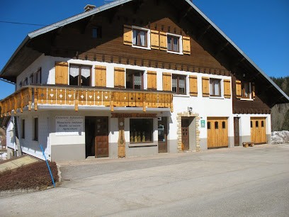 Bellefonbois, Fabricant De Meubles à Bellefontaine