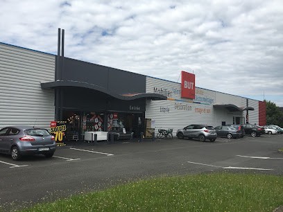 BUT, Magasin de Meubles et Décoration à La Flèche