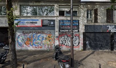 Cust, Fabricant de Meubles à Ivry-sur-Seine