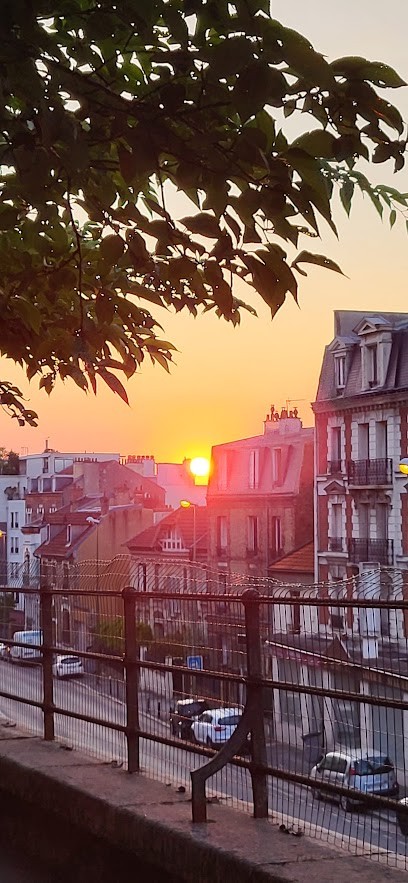 Classe Concept Habitat, Magasin de Meubles et Décoration à Suresnes