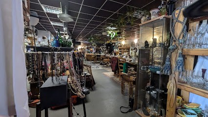 ABC Brocante, Magasin de Meubles et Décoration à Molinet