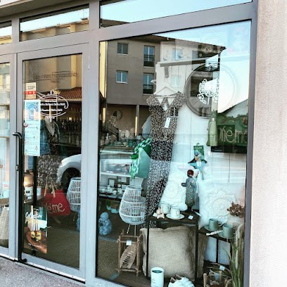 Au Bonheur D'Emilie, Magasin de Meubles et Décoration à Saint-Just-Chaleyssin