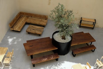 Pierre Barreri Design Et Création, Fabricant de Meubles à Bidart