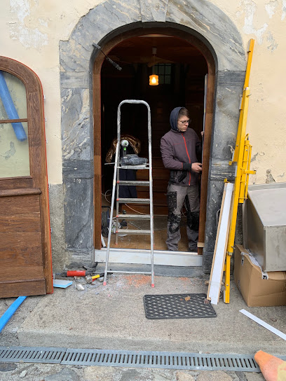 Bure Pere Et Fils Magasin De Meubles à Jaure