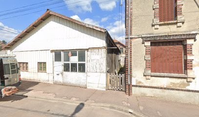 Simonnet Daniel, Magasin de Meubles et Décoration à Montholon