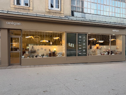 Unique Concept-Store Magasin De Meubles à Dijon