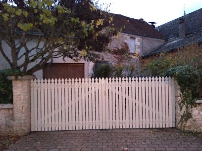 Laurençon Menuiserie, Fabricant de Meubles à Tauxigny-Saint-Bauld