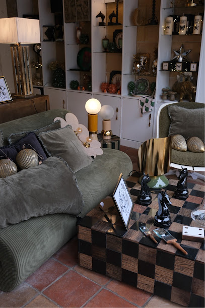Maison 52 Magasin De Meubles à Chantilly