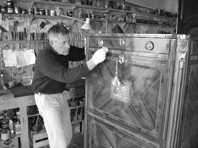 L'Atelier De Restauration Marc Guilloteau, Fabricant de Meubles à Rivedoux-Plage