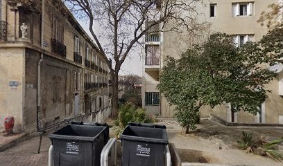 Pistol Marie-Rose, Fabricant de Meubles à Marseille 02