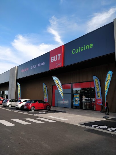 BUT, Magasin de Meubles et Décoration à Issoire