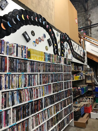 Emmaüs Eu, Magasin de Meubles et Décoration à Eu