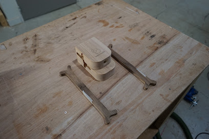 Les Bois Boudés, Fabricant De Meubles à Susville
