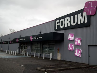 Forum+ Trie-Château, Magasin De Meubles à Trie-Château