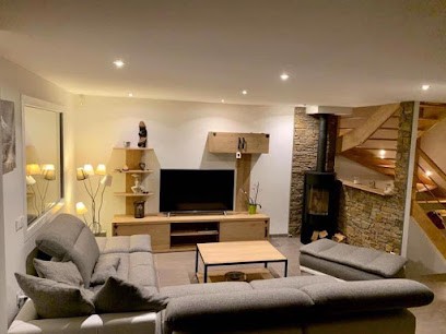 La Grange des Ours . Artisan du bois/ ébéniste, Fabricant de Meubles à Savigny