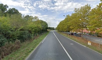 Le Helley Pascal Magasin De Meubles à Tocane-Saint-Apre