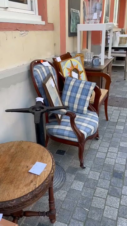 Débarras, Brocante La Caverne De Merlin., Magasin de Meubles et Décoration à Villers-sur-Mer
