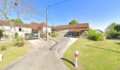 Combes Alain, Fabricant de Meubles à Montcléra