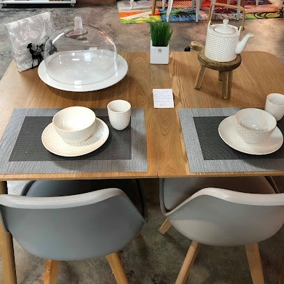 Ambiance Des Cimes, Magasin De Meubles à Saint-Chaffrey