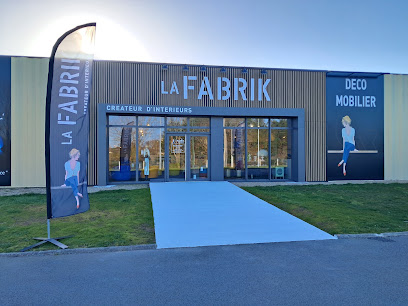La Fabrik Magasin De Meubles à Plouhinec