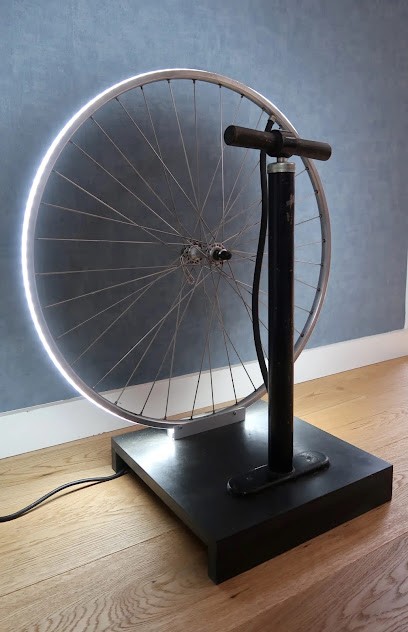 Au Phyl du Bois, Fabricant de Meubles à Attiches