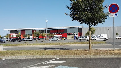 Marché Aux Affaires, Magasin De Meubles à Montguyon