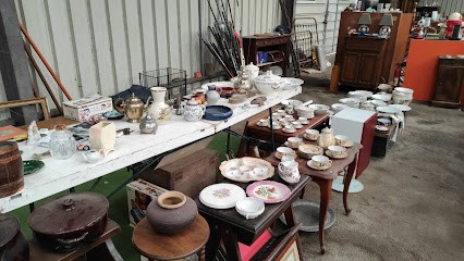 La grande boutique, Magasin de Meubles et Décoration à Saint-Yrieix-la-Perche