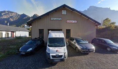 Dufour J.c Valérie Magasin De Meubles à Saint-Julien-Mont-Denis