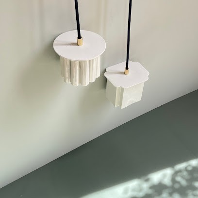 Editions Mouche, Magasin de Meubles et Décoration à Versailles