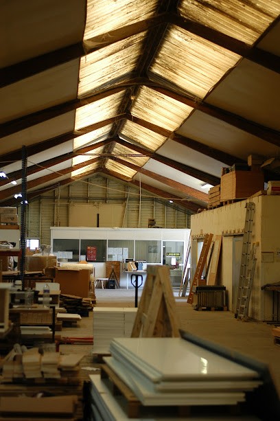 LMG Bois, Fabricant de Meubles à Comines