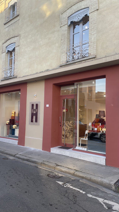 Kartell X Grande Maison Perrier Magasin De Meubles à Montbrison