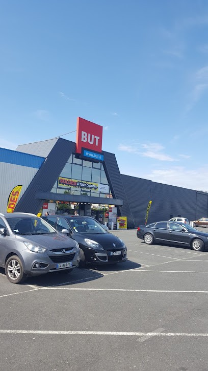 BUT, Magasin de Meubles et Décoration à Lisieux