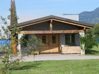 Atelier Boutique Lucca Magliocco - Mobilier design et vente de bois local au détail, Fabricant de Meubles à Scientrier