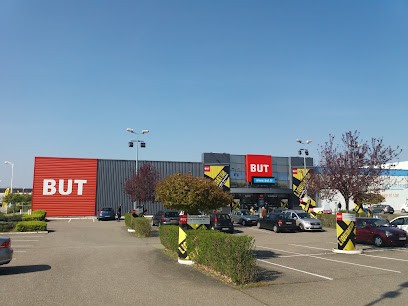 But, Magasin De Meubles à Sélestat