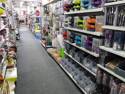 Le Grand Bazar, Magasin de Meubles et Décoration à La Chapelle-en-Serval