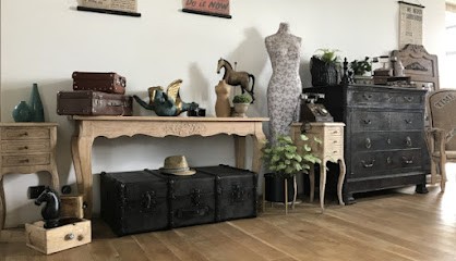 La Clé Du Grenier, Magasin de Meubles et Décoration à Montreuil-sous-Pérouse