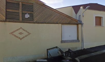 Menuiserie Charpente Traditionnel : MCT COLAS, Magasin de Meubles et Décoration à Monthelon